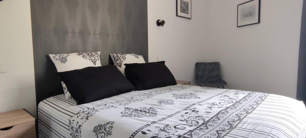 Domaine De La Violette Bed & Breakfast โอรองช์ ภายนอก รูปภาพ